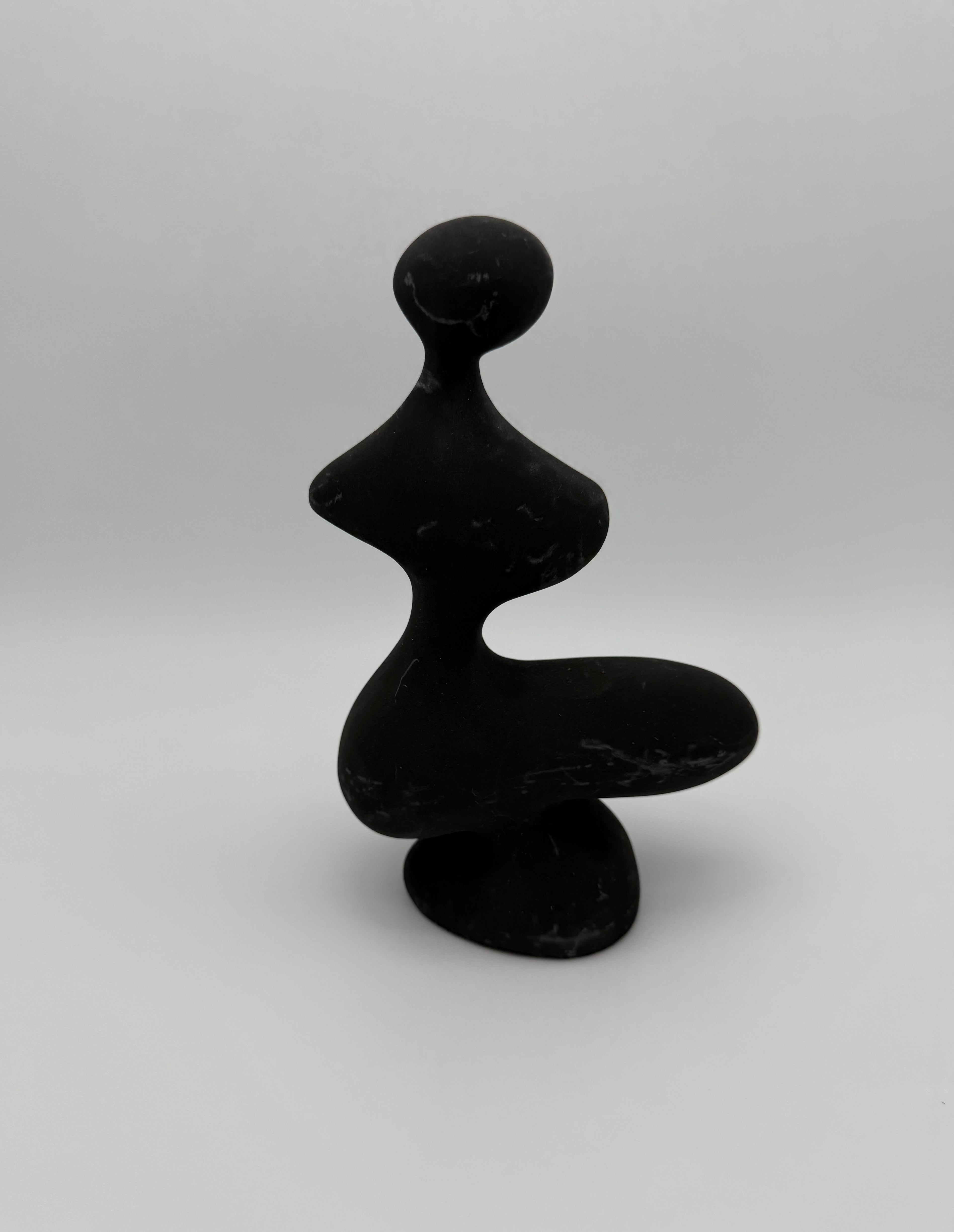 Noir Wave Sculpture